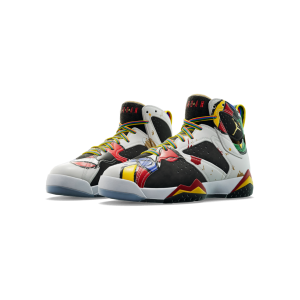 Air Jordan 7 'White/Black/Metallic Gold'